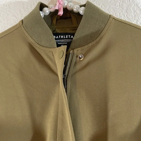 ATHLETA Endless Bomber Jacket Women's Size XS - Picture 4 of 11